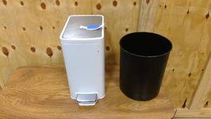 lot 151 image: Kohler small trash can and small black trash can