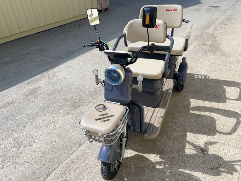 lot 3340 image: SDLANCH Electric Tricycle Mini Golf Cart (IRGC40) - Purple