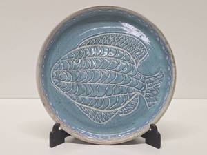 lot 29 image: Large Signed Art Pottery Platter wFish Design by Charles E. Flatt