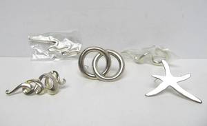 lot 143 image: Group of New Unworn Sterling Silver Brooches  Jewelry&nbsp#25