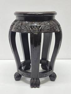 lot 76 image: Vintage Carved Wood Oriental Pedestal Stand