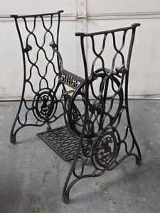 lot 302 image: Excellent Antique Cast Iron SINGER Sewing Machine Cabinet Base
