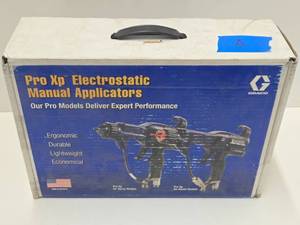 lot 161 image: Quality GRACO Commercial Professional  Commercial Paint Guns Sprayers Tools - Lot A