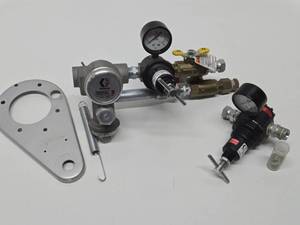 lot 173 image: Quality GRACO Commercial Professional  Commercial Paint Guns Sprayers Tools - Lot M
