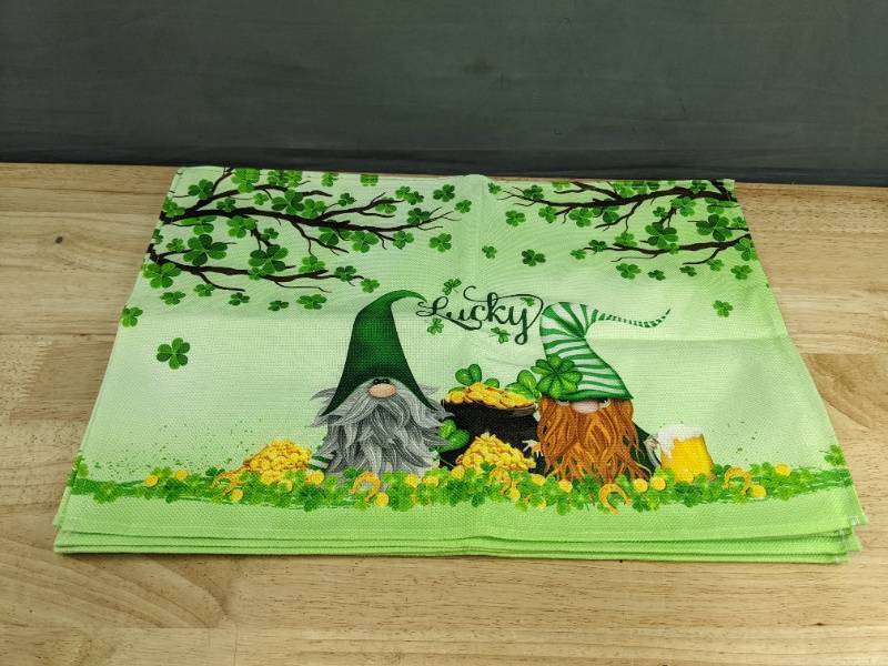 lot 180N image: 6 Lucky Gnomes St Patricks Day Polyester Placemats - Brand New
