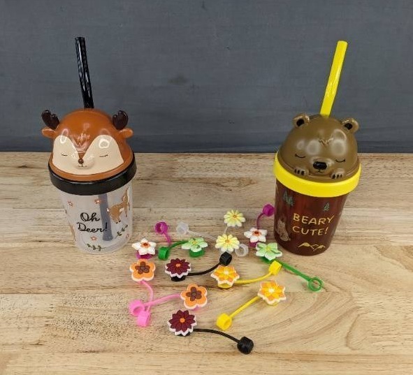 lot 510 image: 2 Toddler Straw Cups with 12 Flower Straw Covers - Brand New