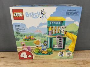 lot 41P image: LEGO Playground Fun with Bluey and Chloe, 11201 - Brand New&nbspT