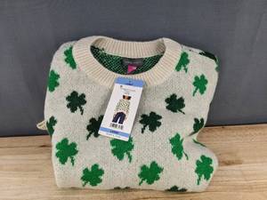 lot 527 image: Vince Camuto ST.PADDYS Dat Sweater Womens Large $79.00 Retail - Brand New