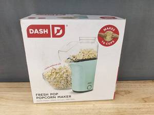lot 189P image: Dash Fresh Pop Popcorn Maker - 16 Cups - 1400 Watts - Brand New