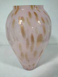 lot 3 image: Murano Glass Art Vase