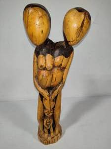 lot 17 image: Hand Carved African Tribal Statue