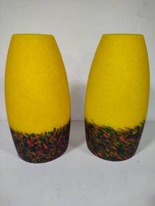 lot 11 image: Set of Tall Pendant Lighting Shades