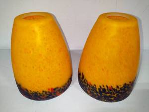 lot 12 image: Set of Short Pendant Lighting Shades