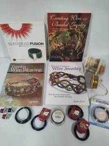 lot 38 image: Wire & Beaded Jewelry Books & Supplies