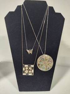 lot 52 image: 925Sterling Chains wAbalone Pendants