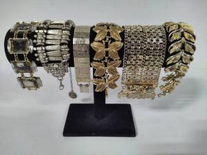 lot 72 image: Lot of Vintage Style Gold Tone Bracelets
