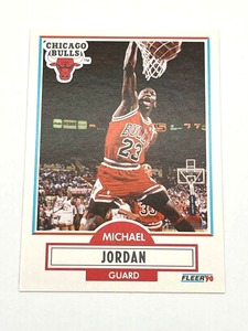 lot 24 image: 1990 Fleer Michael Jordan #26 Basketball Card