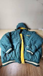 lot 53 image: Reebok Green Bay Packers 2XL Jacket