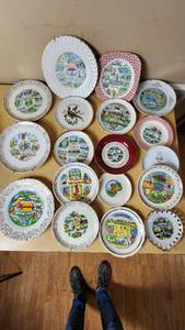 lot 73 image: Huge Lot of State Souvenir Collector Plates