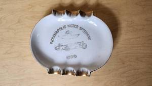 lot 155 image: Indianapolis Motor Speedway Ashtray with 22 Karat Gold Design by Parksmith