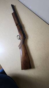 lot 151C image: Benjamin Air Rifle Co. American Walnut Air Rifle