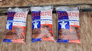 lot 221 image: Lot of 3 Papas Premium Quality Barbecue Grilling and Smoking Pellets, 20 lbs Bags