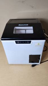 lot 229 image: Seeutek ZBS-20A Ice Maker with Shaved Ice Function