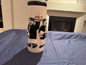 lot 32 image: Houston Harvest Ceramic Tall Pasta Storage Container WaitersChef Design 12 Tall x 4.5 Diameter