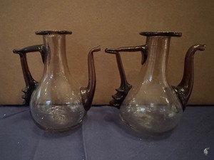 lot 55 image: Pair of Vintage Decanters