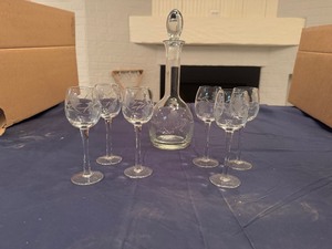 lot 62 image: Set of Vintage Etched WineJuice Glasses (6) with Matching Decanter