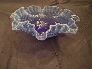 lot 84 image: Blue and White Trellis Round Ruffled Centerpiece Console Bowl