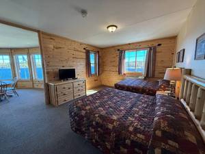 3 Nights Suite Stay, 2x Snowmobiles Rental 24H (January 8-11, 2026)