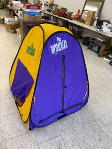 2 New V8 Splash Small Tents