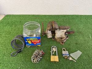 Bench Vise, Padlocks & Keychains