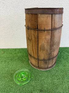 Uranium Glass Juicer & Wood Barrel