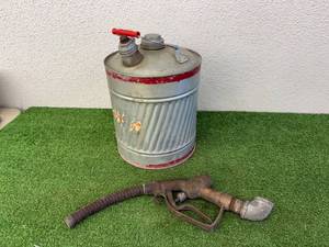 Brass Fuel Nozzle & Gas Can