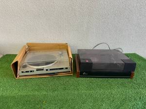 Sansui Turntables - Models FR-D35 & SR-717