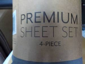 lot 33 image: Twin 4 pc XL size Sheet Set New fr...