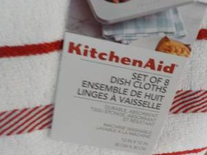 lot 34 image: 8 pc Kitchen Aid Dish Cloth Set Ne...