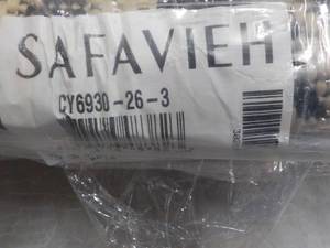 lot 46 image: Courtyard Safavieh Blackcream Indo...