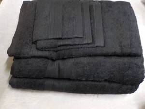 lot 47 image: 6 pc Trident Soft comfort Towel Set...