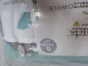 lot 55 image: 6 pc Threads Towel Set New from JC...