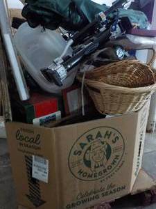 lot 114 image: Pallet of Unclaimed   ...