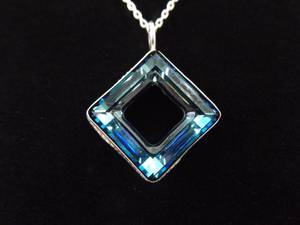 lot 2 image: .925 Sterling Silver Faceted Blue Crystal Square Pendant Necklace