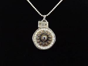 lot 25 image: .925 Sterling Silver Primitive Carved Mother of Pearl Flower Pendant Necklace