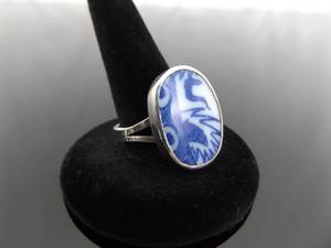 lot 45 image: .925 Sterling Silver Ancient Asian Pottery Shard Ring Size 7.5