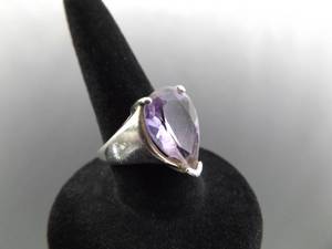 lot 56 image: .925 Sterling Silver Amethyst Crystal Ring Size 4.5