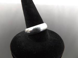 lot 87 image: .925 Sterling Silver Band Ring Size 6.5