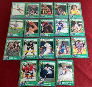 lot 14 image: (18) 1990s SI For Kids Cards