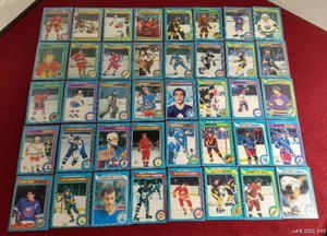 lot 20 image: (40) 1979-80 Topps Hockey Cards